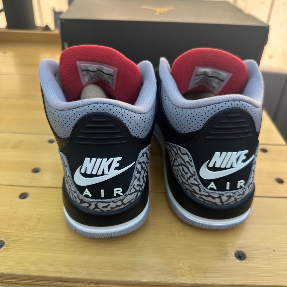 Air Jordan 3 Retro OG BG Black Cement 2018 size 6Y - Picture 7 of 11